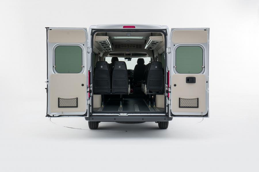 Багажник Fiat Ducato Maxi Minibus 43 L5H2 (295) 2017 года  (фото 3 из 6)